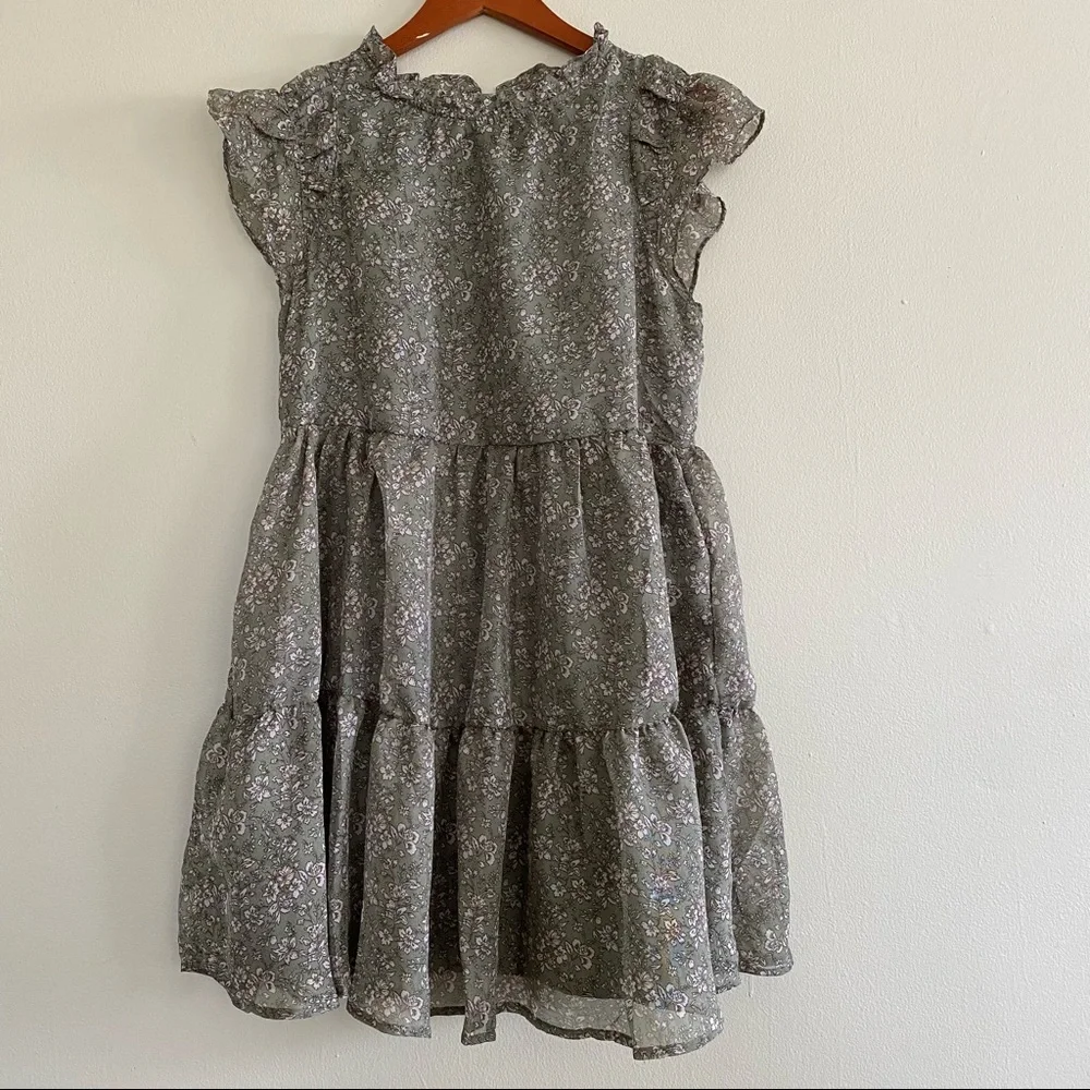 Moon River Ruffle Neck Floral Green Babydoll Mini Dress‎ Anthropologie M
